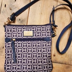 Tommy Hilfiger Crossbody Bag